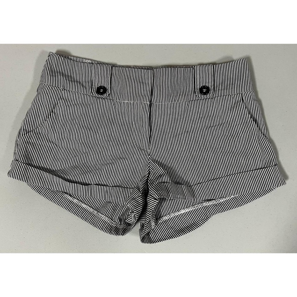 Black White Striped Cuffed Chino Shorts Bottoms Size S 🖤🤍 #bottoms #striped
